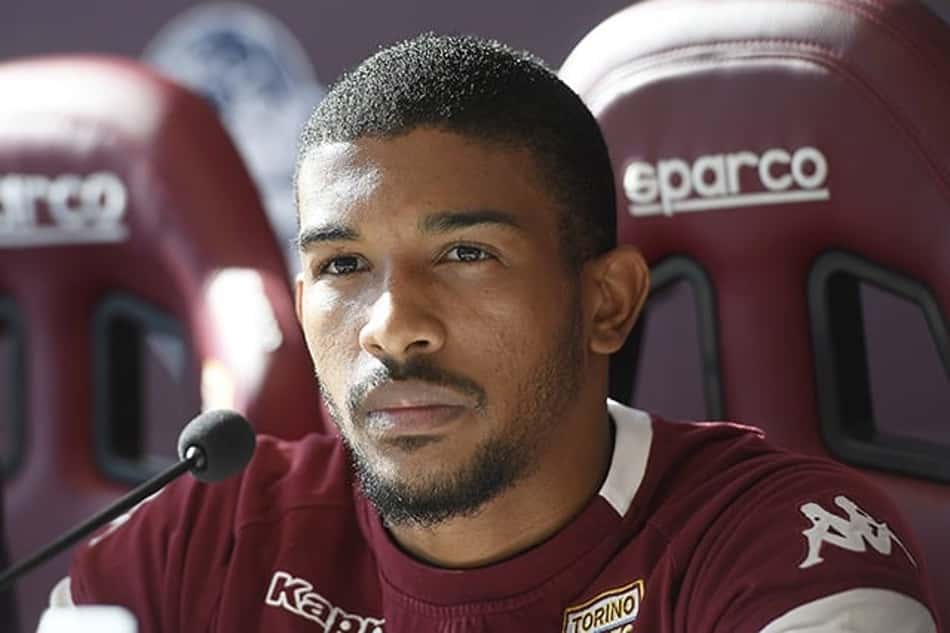 Zagueiro brasileiro poderá jogar pela Itália: lembre jogadores do país que se naturalizaram
