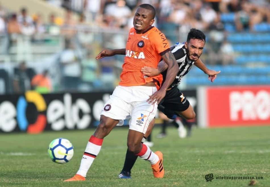 Exames confirmam lesão de Marcelo Cirino, que desfalca o Atlético-PR