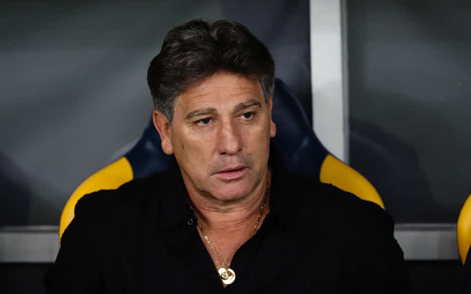 Renato explica estratégia do Grêmio e cutuca a torcida do Fla: 'Calamos o Maracanã'