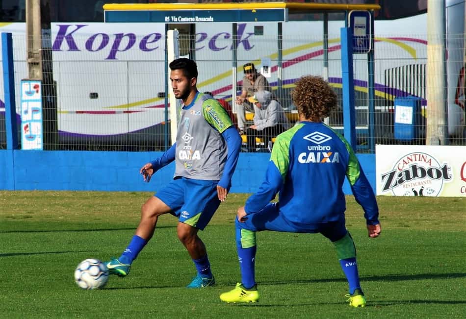 Reforço! Avaí anuncia a contratação de meia-atacante, revelação do Remo