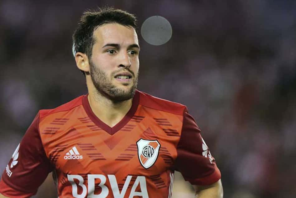 Lateral do River Plate faz emotiva declaração em plena volta olímpica