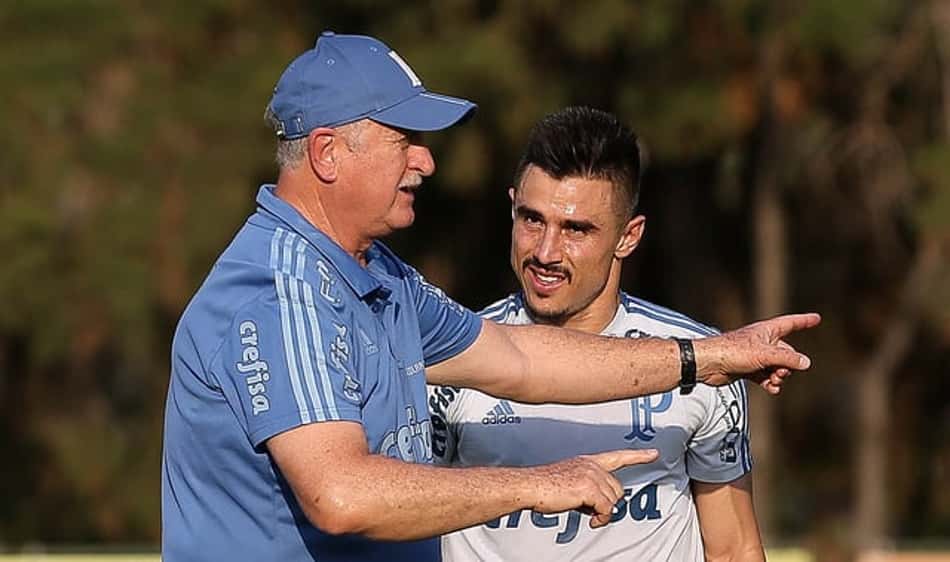 Willian pede Verdão sem margem de erro: 'Pode ser mais difícil do que lá'