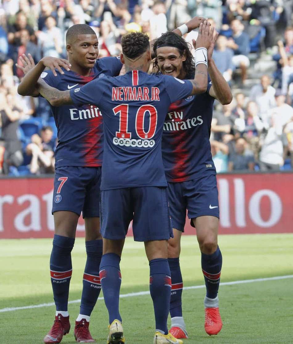Após susto, trio brilha e PSG triunfa frente ao Angers na Ligue 1