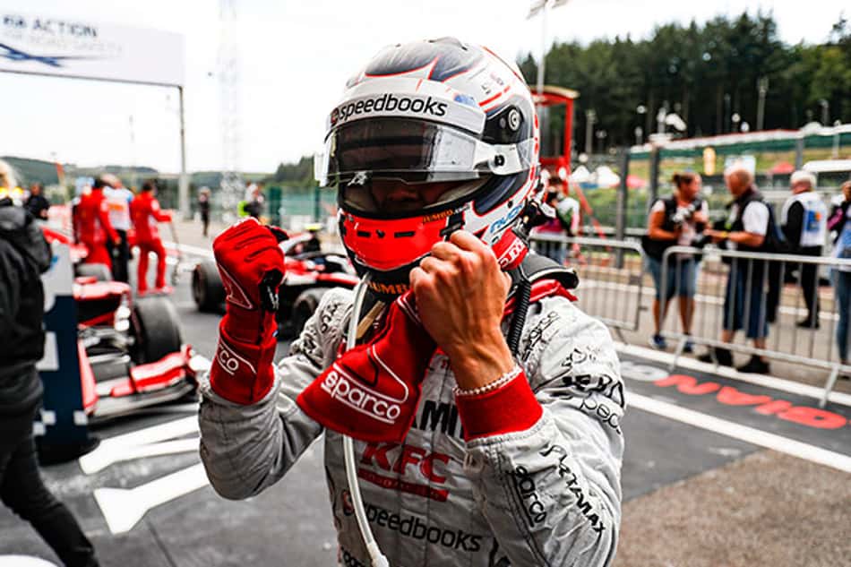F-2: Nyck de Vries domina primeira bateria em Spa, seguido pelo brasileiro Sette Câmara