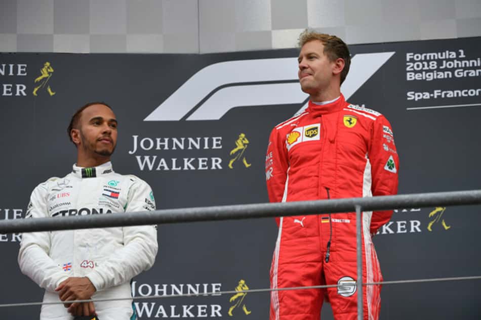 "Ele passou por mim como se eu não estivesse lá", disse Hamilton sobre a ultrapassagem feita por Vettel