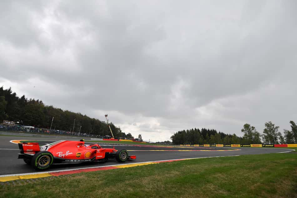 Raikkonen sobre abandono na Bélgica: "Seria inútil continuar"