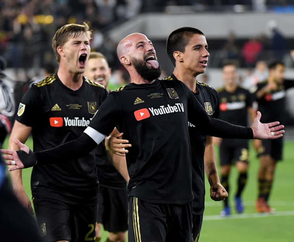 Zagueiro Laurent Ciman será reforço de time da Ligue 1
