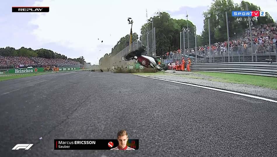 Sainz acha que a F1 precisa banir o "perigoso" DRS