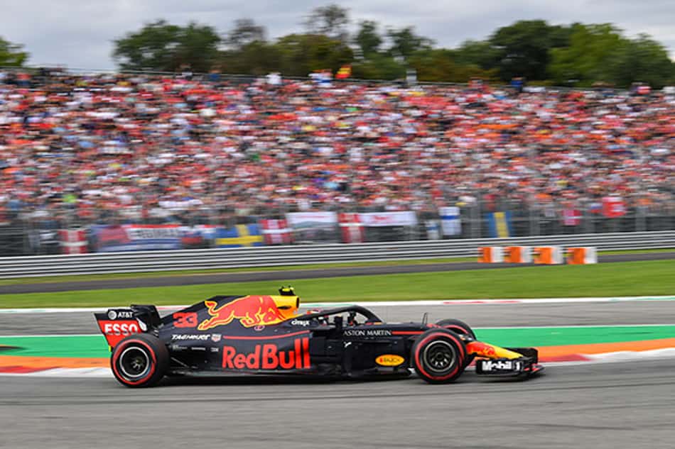 Max Verstappen corre com terceiro e último motor sem penalidade