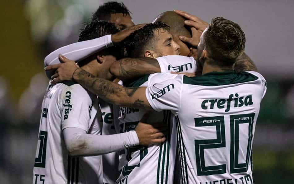 Verdão bate a Chape na Arena Condá pela 1ª vez e fica a seis pontos do líder