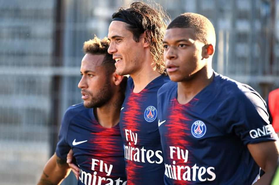 Confira os brasileiros que se destacaram no futebol europeu
