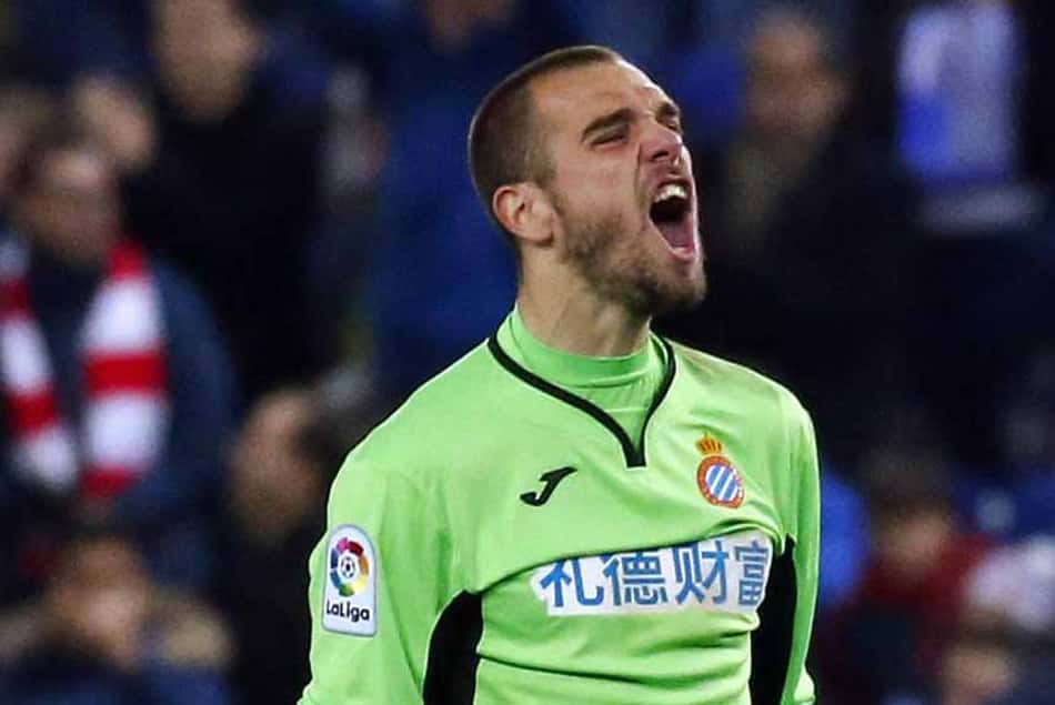 Olympique de Marseille anuncia a contratação de Pau López por empréstimo