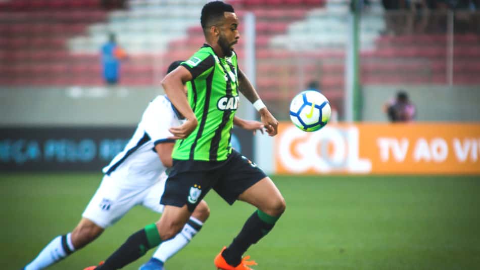 Tarde de pouco futebol e um empate sem graça entre América-MG e Ceará