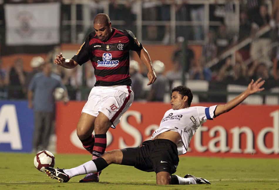 Flamengo reencontra Corinthians na Libertadores após 12 anos com nova realidade; veja comparação