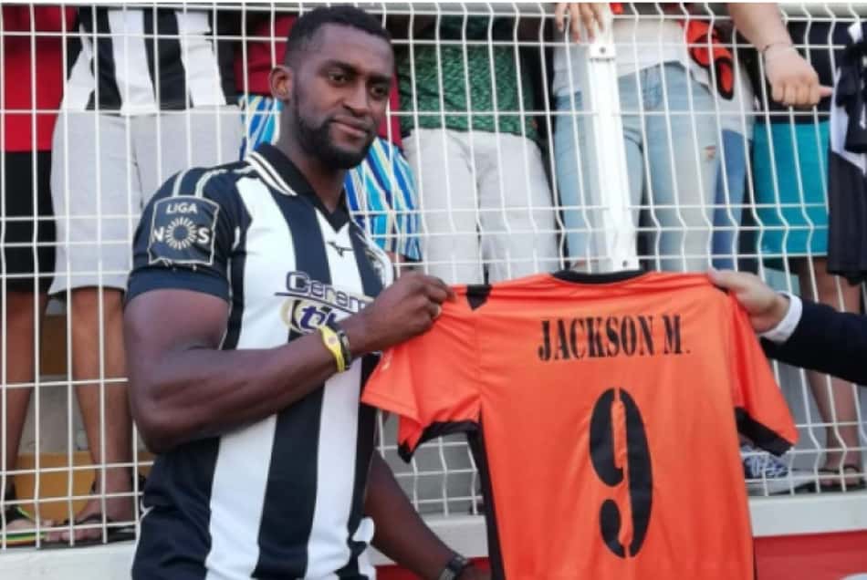 Com futuro incerto, Jackson Martínez pode jogar em gigante da América