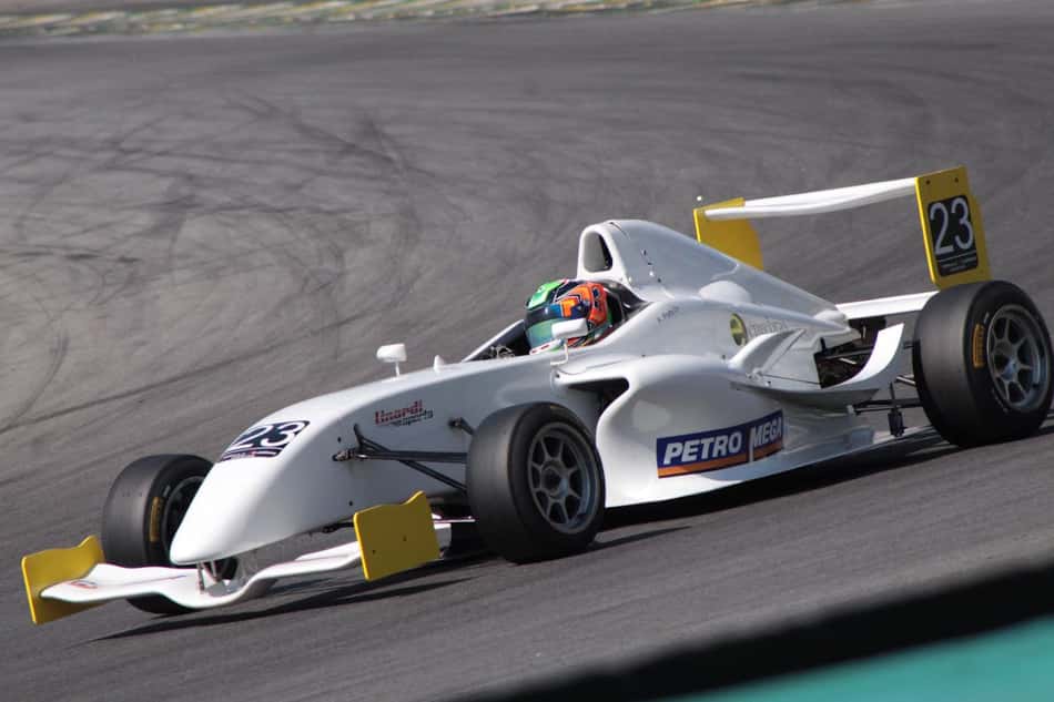 Após primeira sensação em Interlagos pela F-Academy, pernambucano Kiko Porto participa da F4 norte-americana