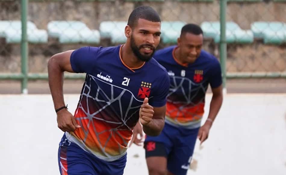 Após estreia, Willian Maranhão se prepara para clássico contra o Fla