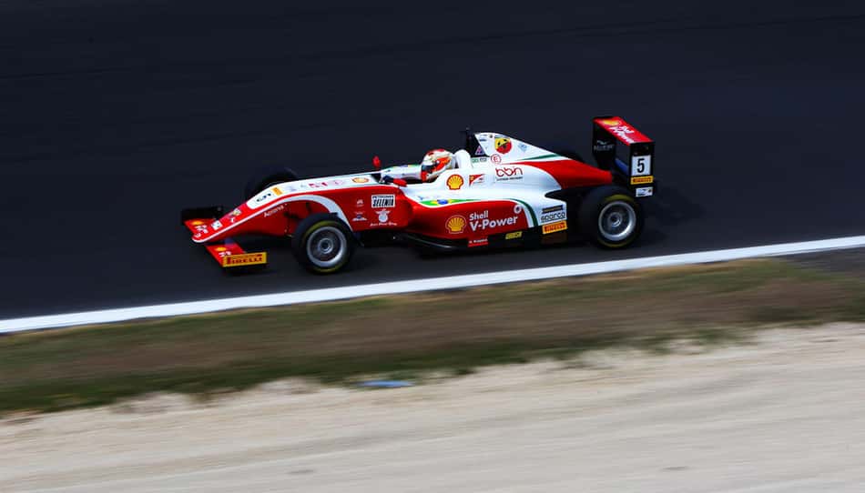 Em Vallelunga, Gianluca Petecof termina mais uma rodada tripla na F4 Italiana sempre no top 5