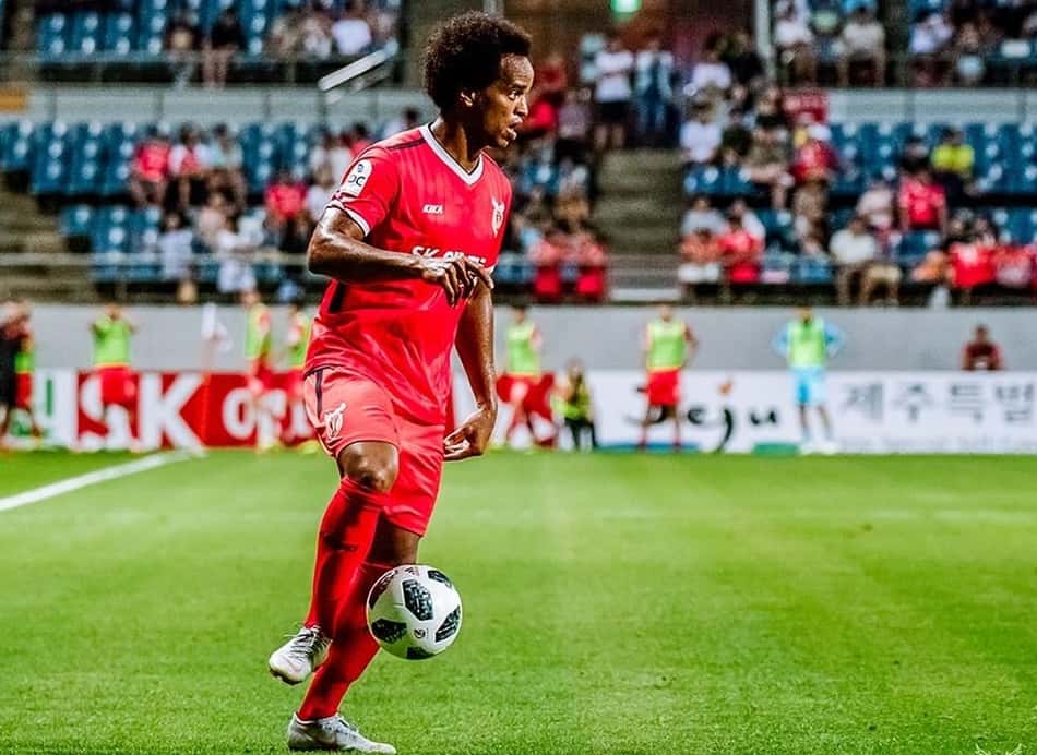 Magno Cruz é "torcedor a distância" pelo acesso do Atlético-GO