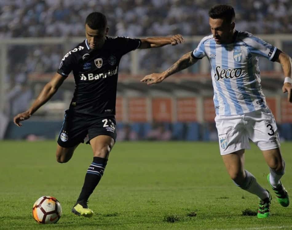 Adversário do Grêmio na Libertadores tem partida adiada por chuva
