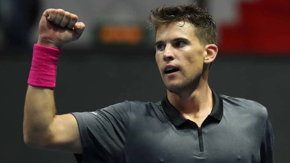 Dominic Thiem vibra após quebrar saque de Martin Klizan na final em São Petersburgo