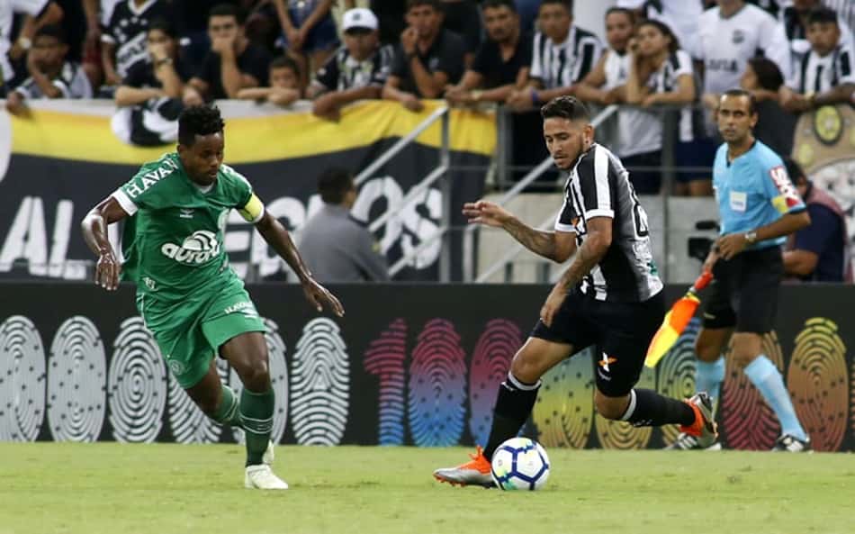 Ceará busca manter bom histórico contra a Chapecoense no Castelão