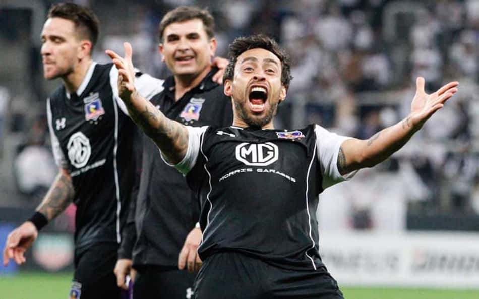 Renovação de Jorge Valdivia ganha mais um capítulo no Colo-Colo