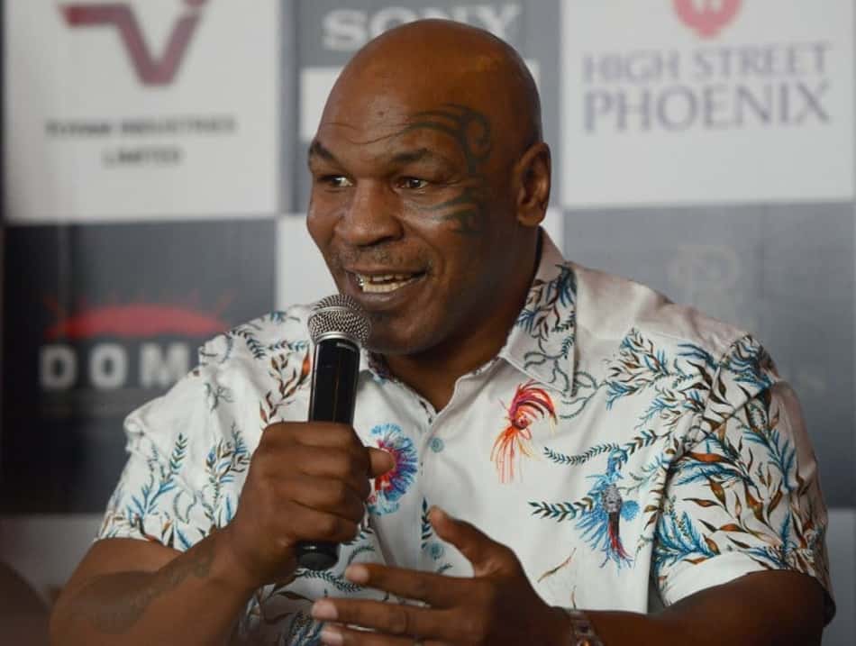 Mike Tyson confessa ter usado maconha antes de luta em 2000