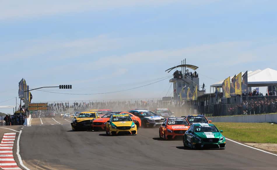Mercedes-Benz Challenge: Mascarello e Moraes Jr. vencem em Rivera