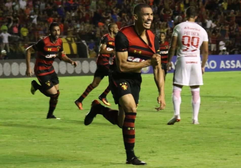 Internacional negocia com zagueiro do Sport, informa site