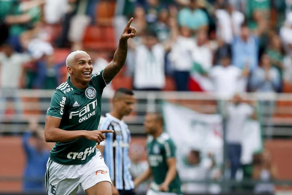 Palmeiras vence Grêmio em confronto direto e mantém vantagem na ponta