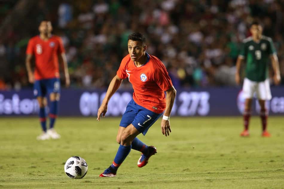 Gol nos acréscimos garante vitória do Chile diante do México
