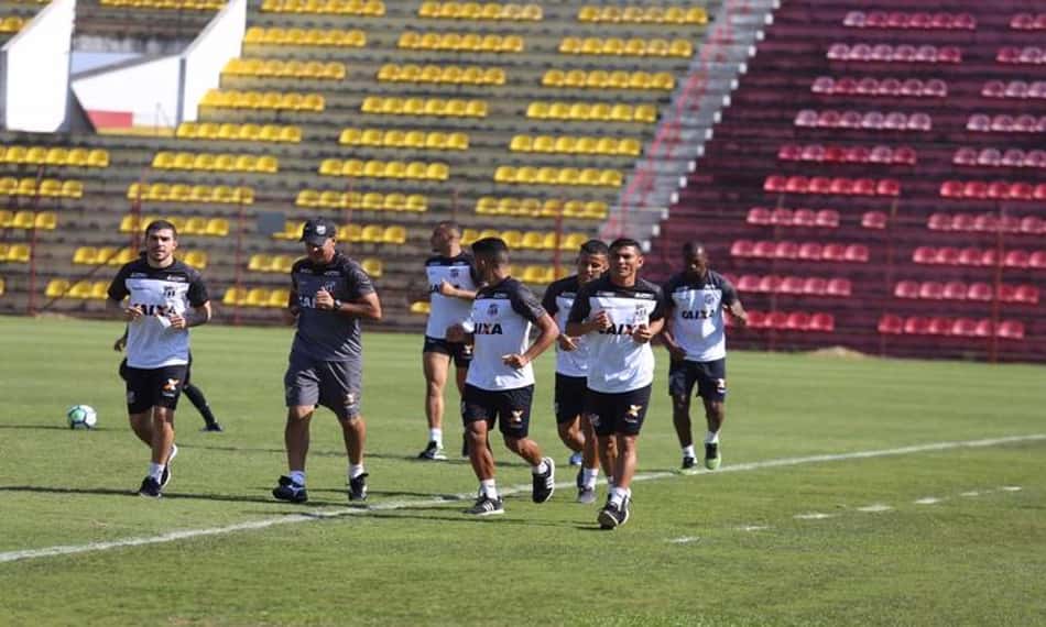 Após revés, Ceará treina de olho no Cruzeiro