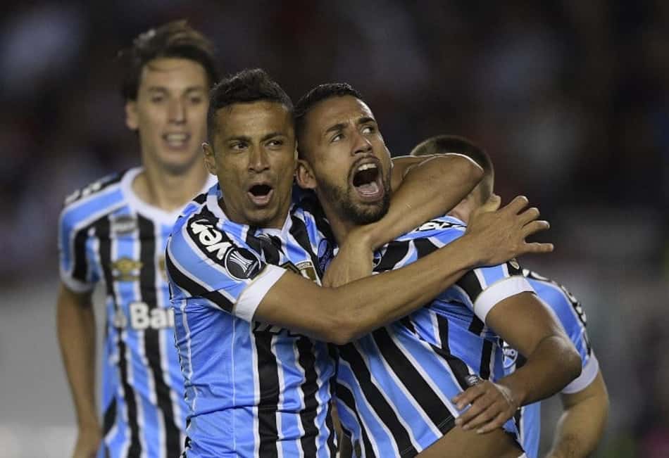 Grêmio empata com o São Paulo no ranking dos clubes com mais gols na história da Libertadores