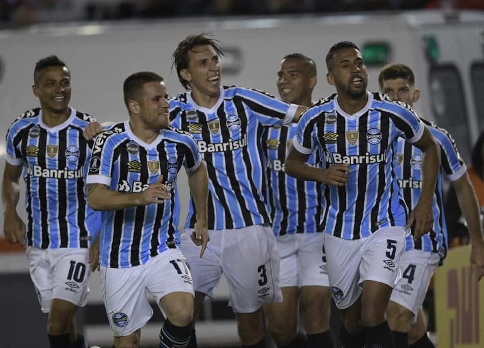 Fora do segundo jogo, Kannemann aposta na força do elenco na Arena