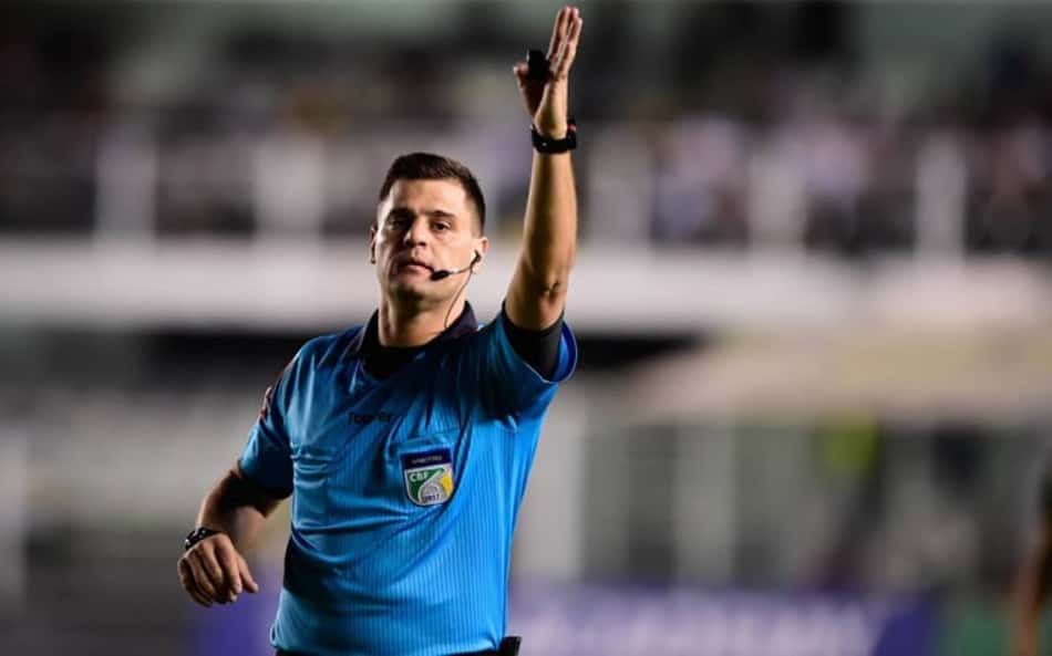 CBF faz mudança na escala do VAR de São Paulo x Palmeiras após polêmicas em Inter x Botafogo