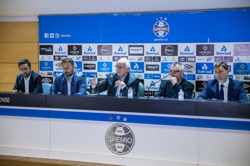 Presidente do Grêmio projeta prejuízo de R$ 25 milhões com pausa do futebol