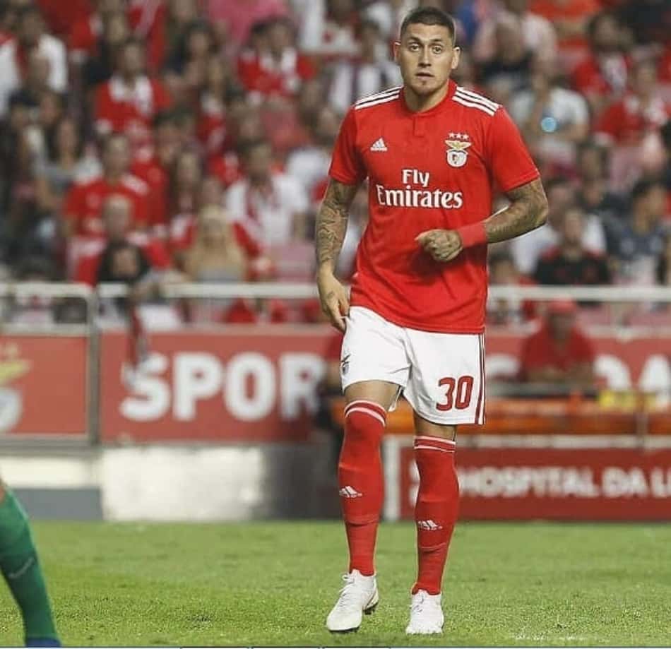 Nicolás Castillo deixa o Benfica e acerta com time latino
