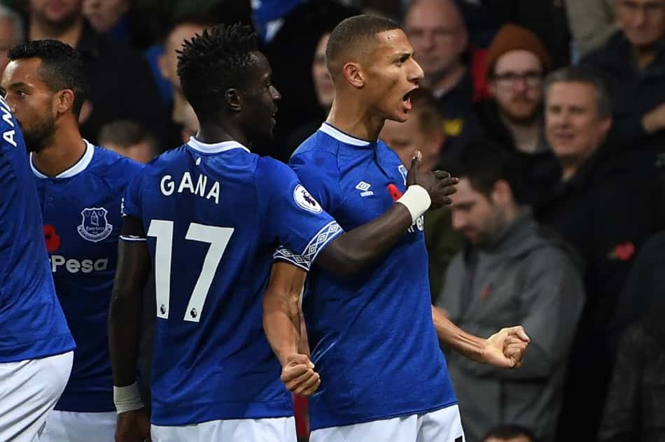 Richarlison marcou duas vezes na vitória do Everton sobre o Brighton & Hove Albion por 3 a 1 no domingo, pelo Campeonato Inglês