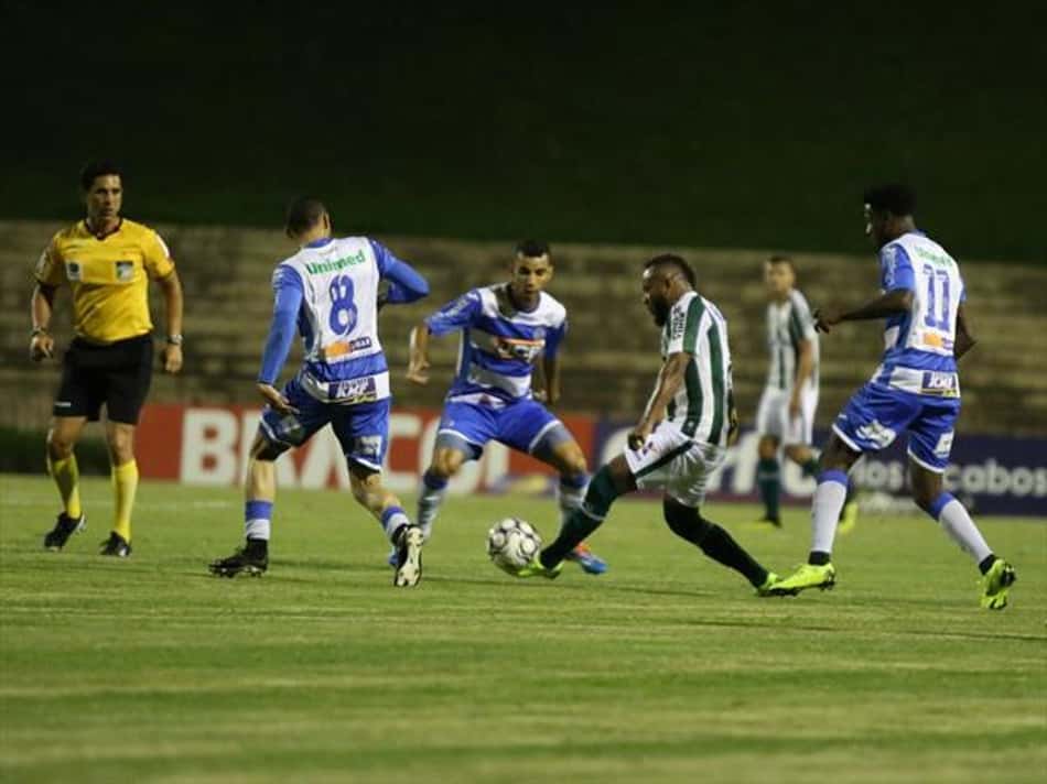 Coritiba é goleado pelo São Bento