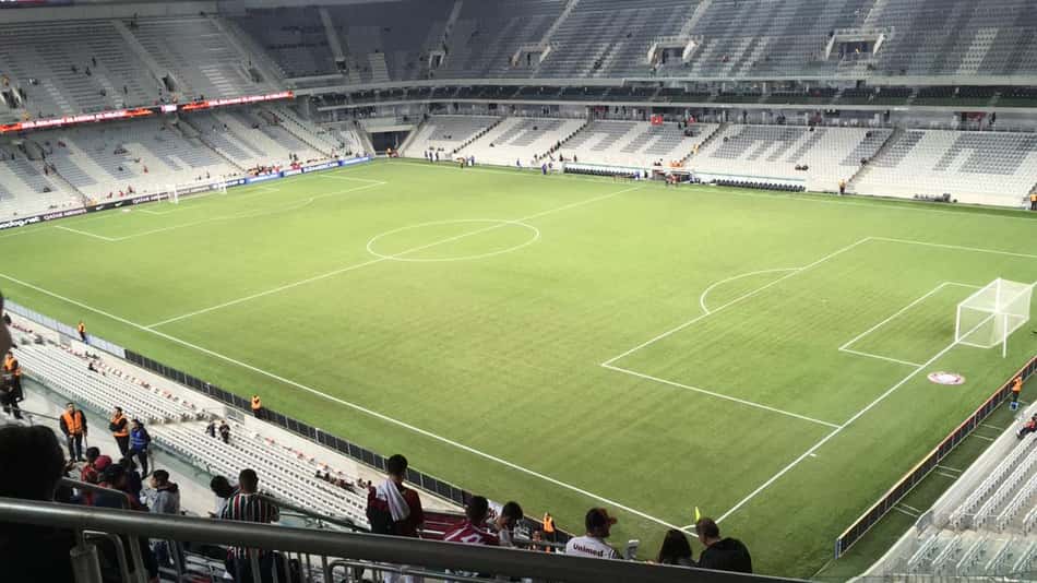 Facebook é visto como opção de acordo para o Athletico no Brasileirão