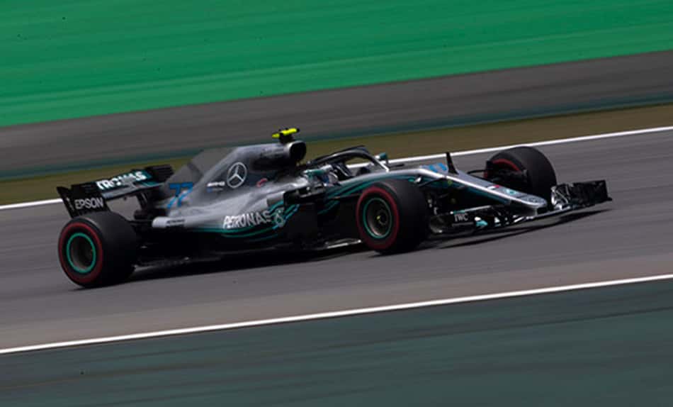 GP do Brasil: Mercedes faz dobradinha no TL2 com Bottas três milésimos à frente de Hamilton