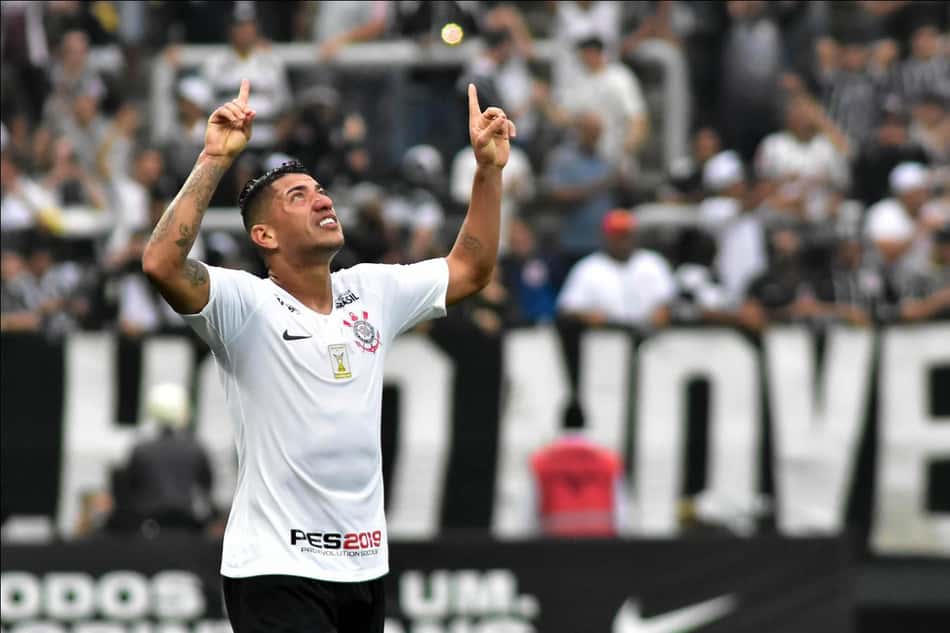 Com um a menos durante todo o segundo tempo, o Corinthians foi valente, saiu na frente, mas acabou cedendo empate por 1 a 1 diante do São Paulo. Ralf marcou o gol do Timão e foi o melhor da equipe. Veja as notas para o Corinthians (Por Alê Guariglia - superraiox@lancenet.com.br) 