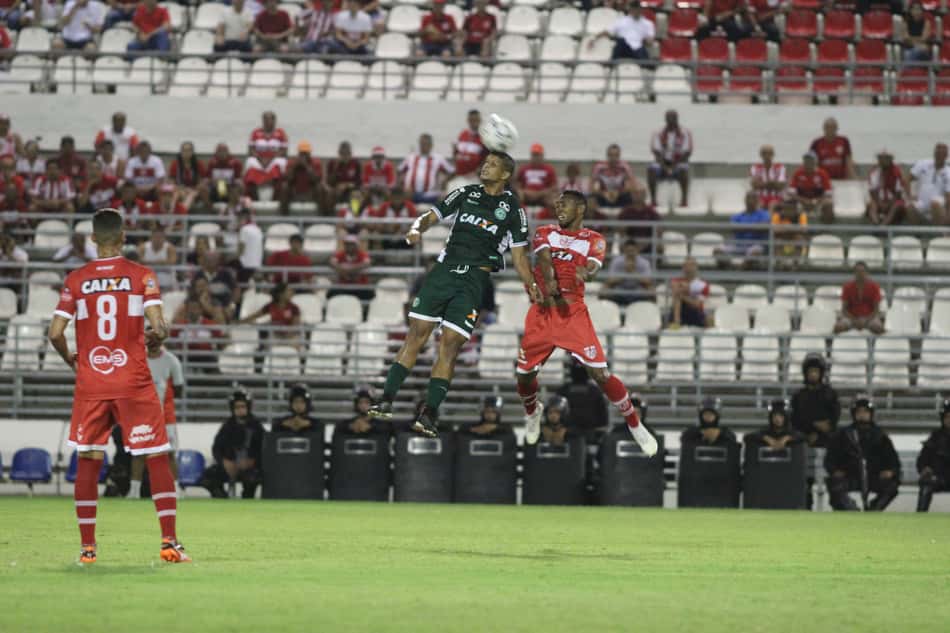 Volante do CRB demonstra confiança na luta contra o rebaixamento