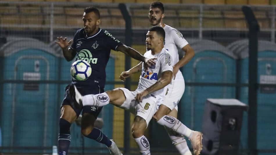 Chapecoense x Santos: veja prováveis times, onde assistir e desfalques