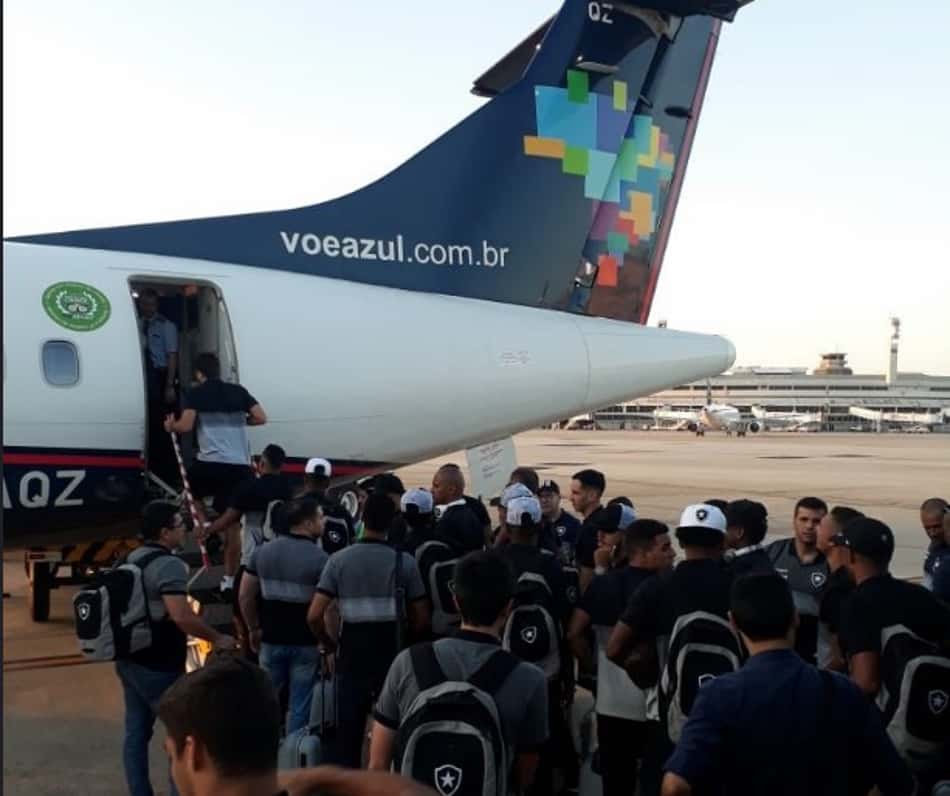 Botafogo encerra a preparação no Rio e viaja para o jogo contra a Chape