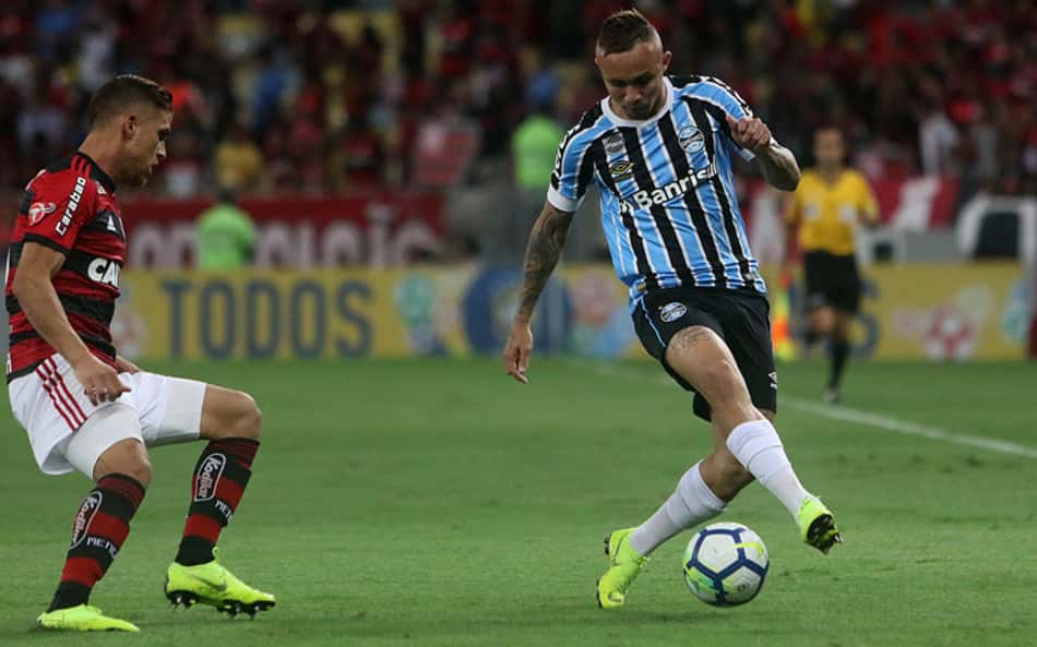 ATUAÇÕES: Everton e Jean Pyerre se salvam em derrota do Grêmio