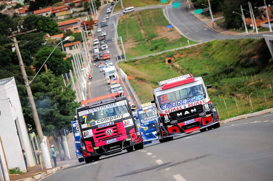 F1Mania distribui 25 pares de ingressos para a final da Copa Truck em Curitiba