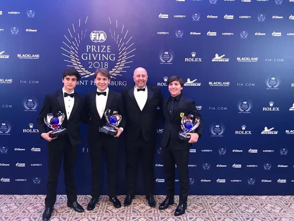 Em cerimônia da FIA, Enzo Fittipaldi recebe troféu pelo título da F4 Italiana