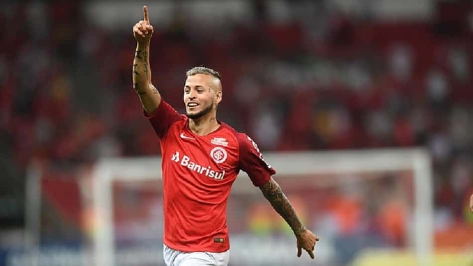 Atacante Nico López rejeita oferta para deixar o Internacional
